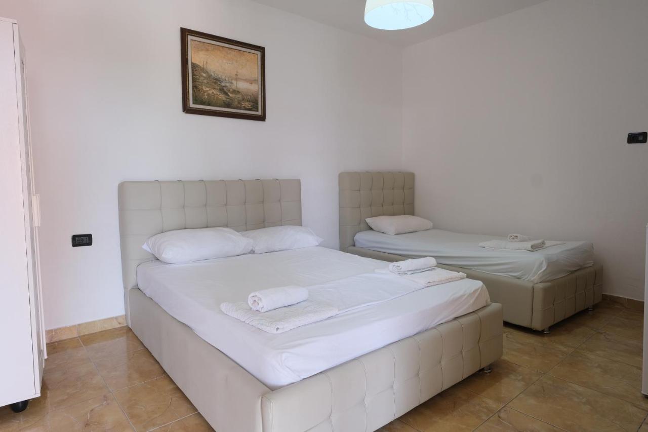 Mehilli Hotel Dhermi Exterior photo