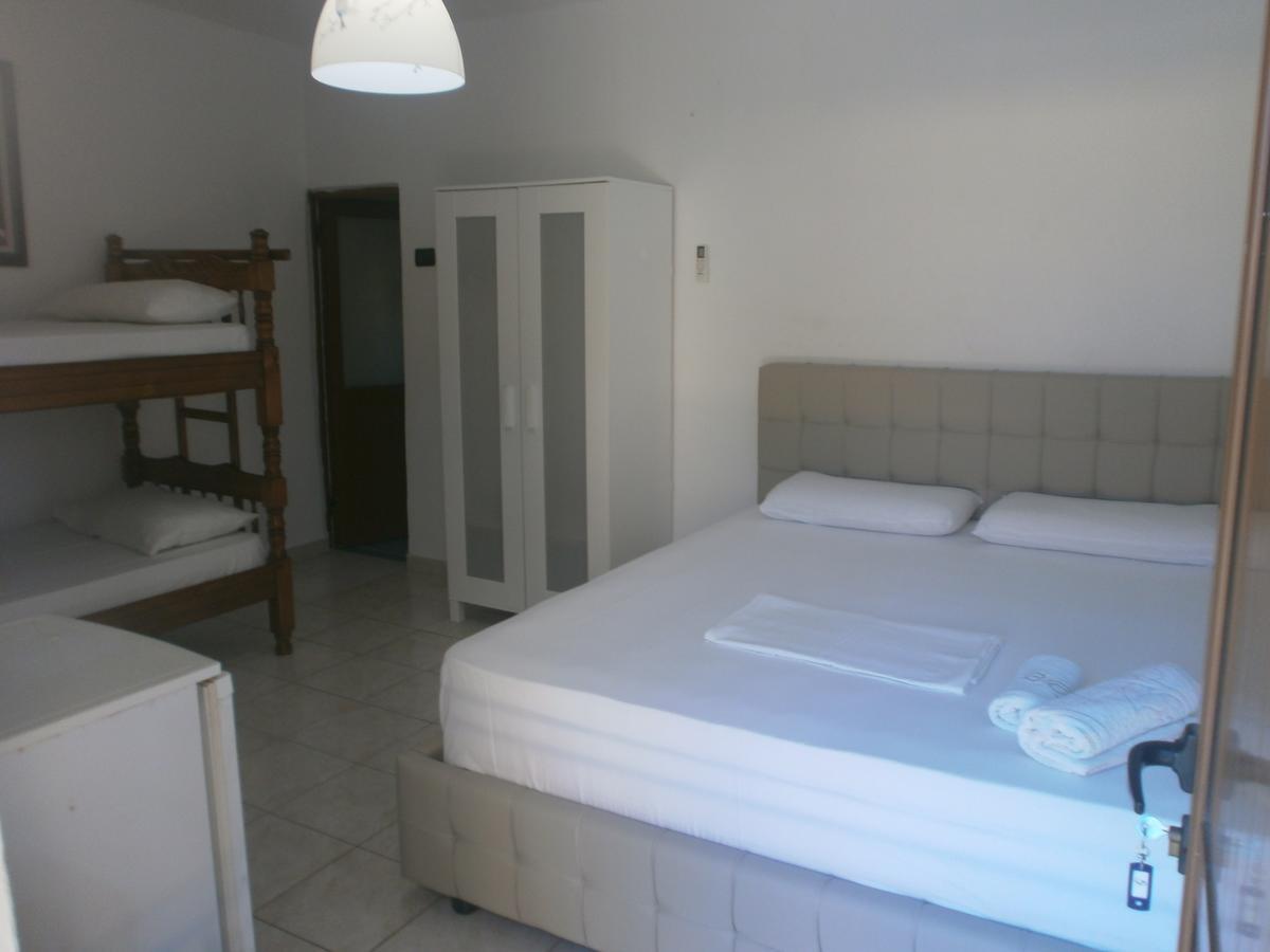 Mehilli Hotel Dhermi Exterior photo
